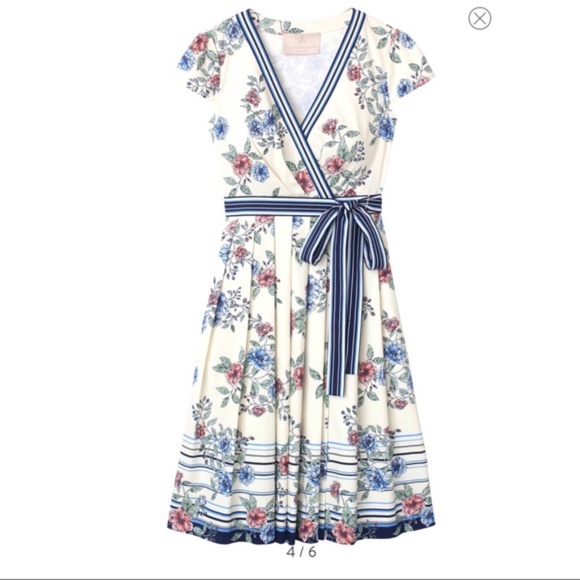 GAL MEETS GLAM Teresa Floral Wrap Dress - 2 - Picture 5 of 6
